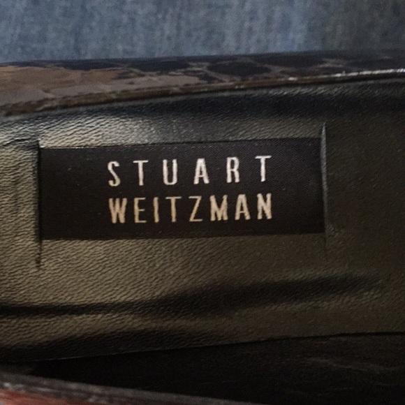Stuart Weitzman pump. Charcoal patent. Size 10 - Picture 6 of 7